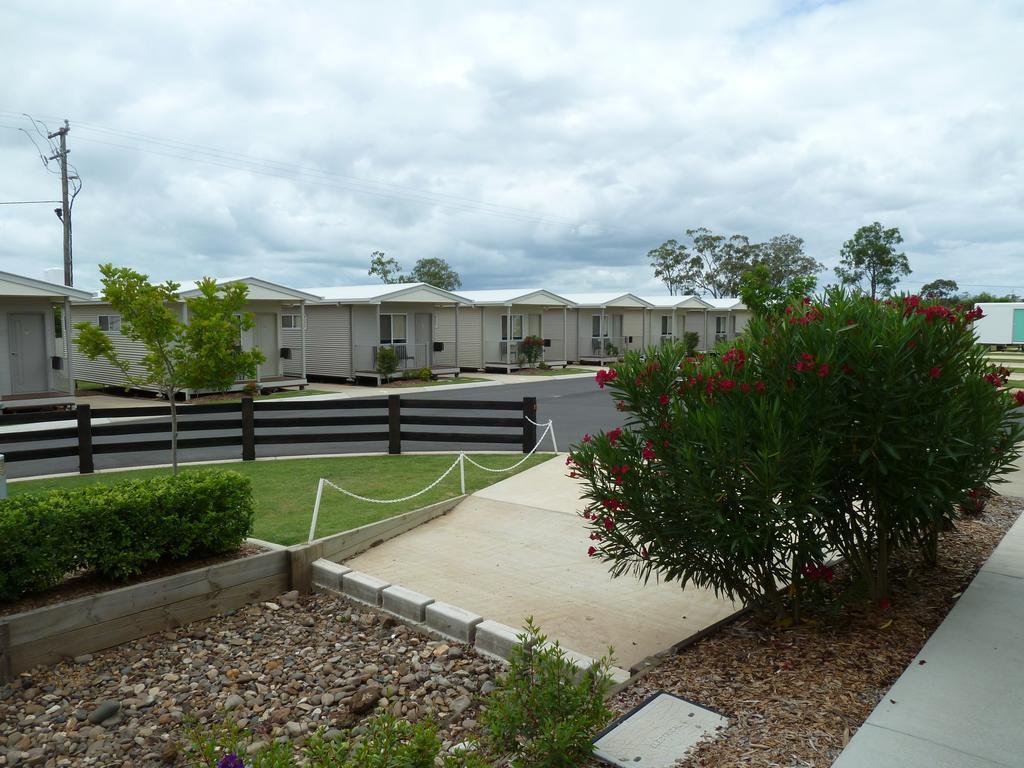 Chinchilla Tourist Park Hotel Exterior foto
